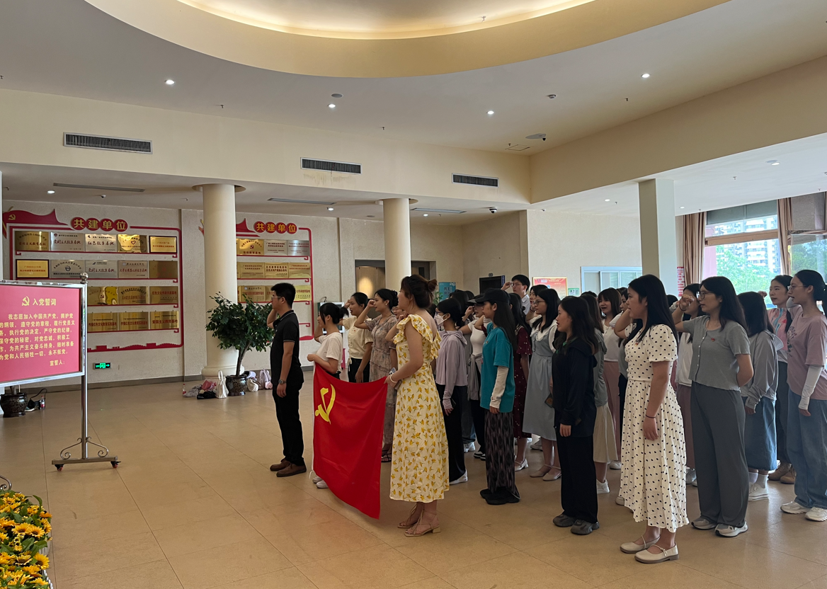 图片2小.png